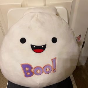 Grace the ghost squishmallow
